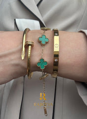 Love, Ekser i zeleno-zlatna Sefora sa 5 detelina