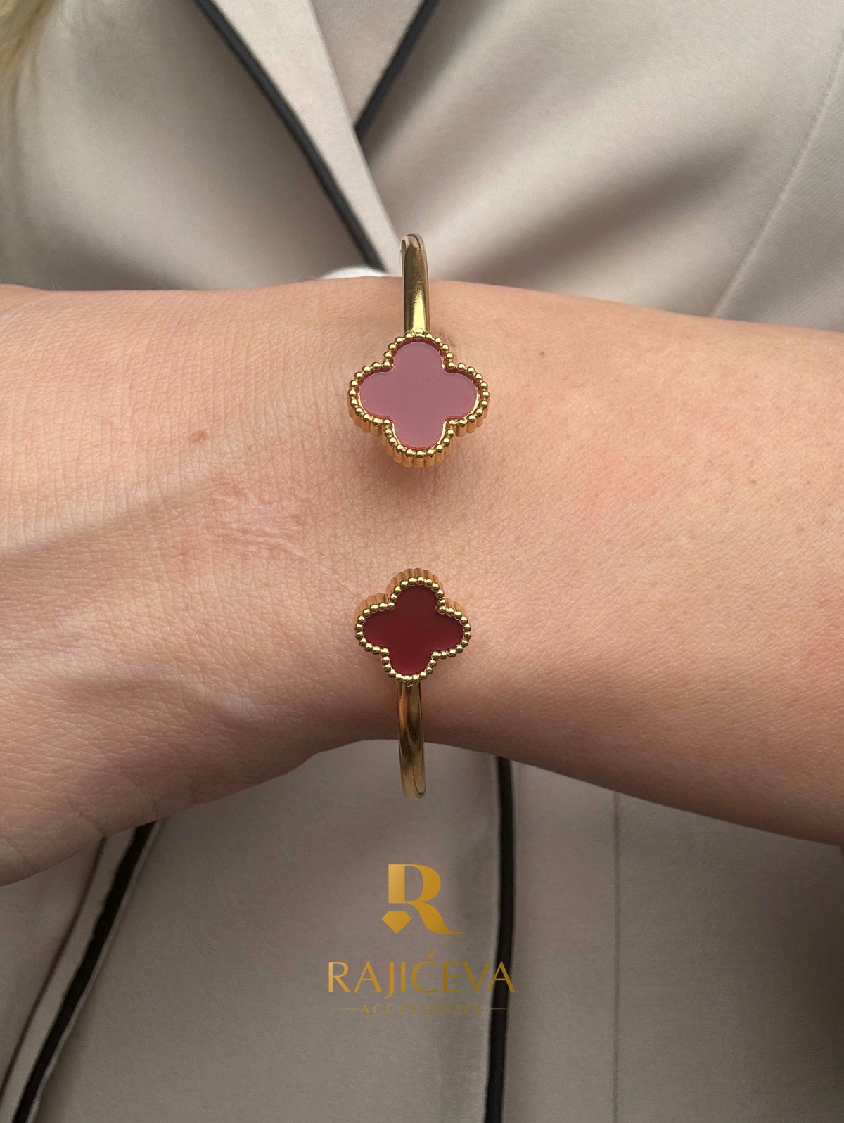 Sefora sa 2 deteline brodo-zlatna