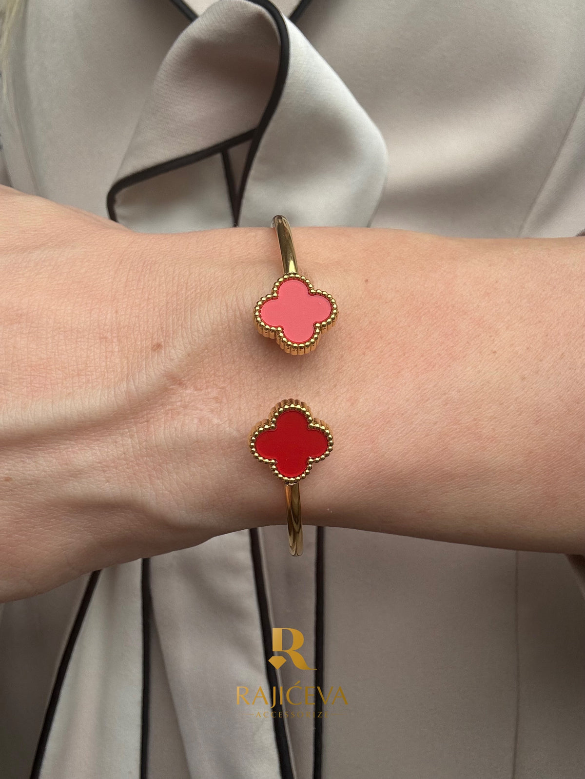 Sefora sa 2 deteline crveno-zlatna