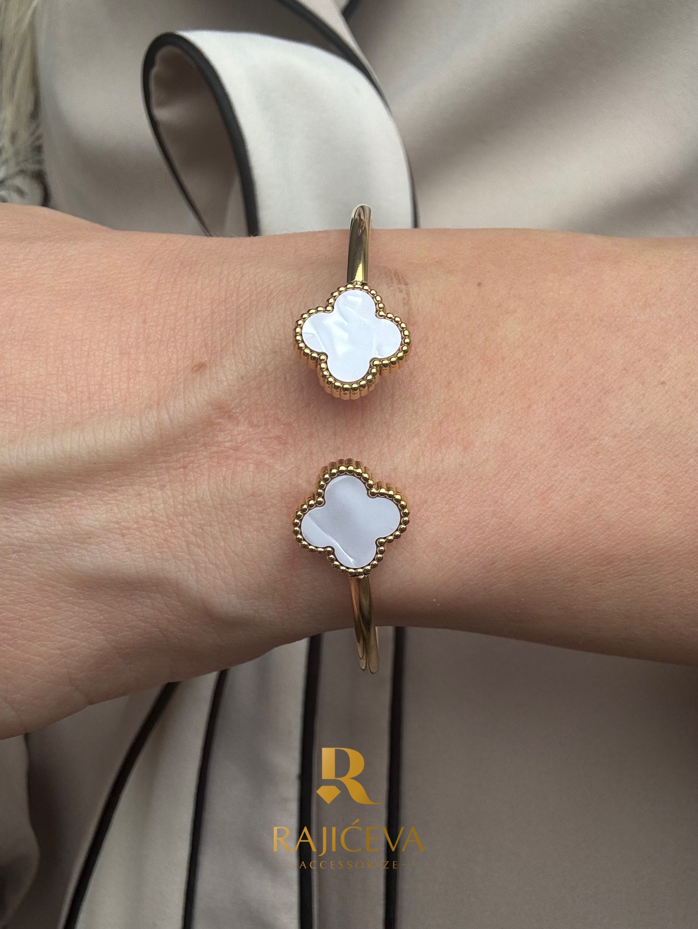 Sefora sa 2 deteline sedef-zlatna