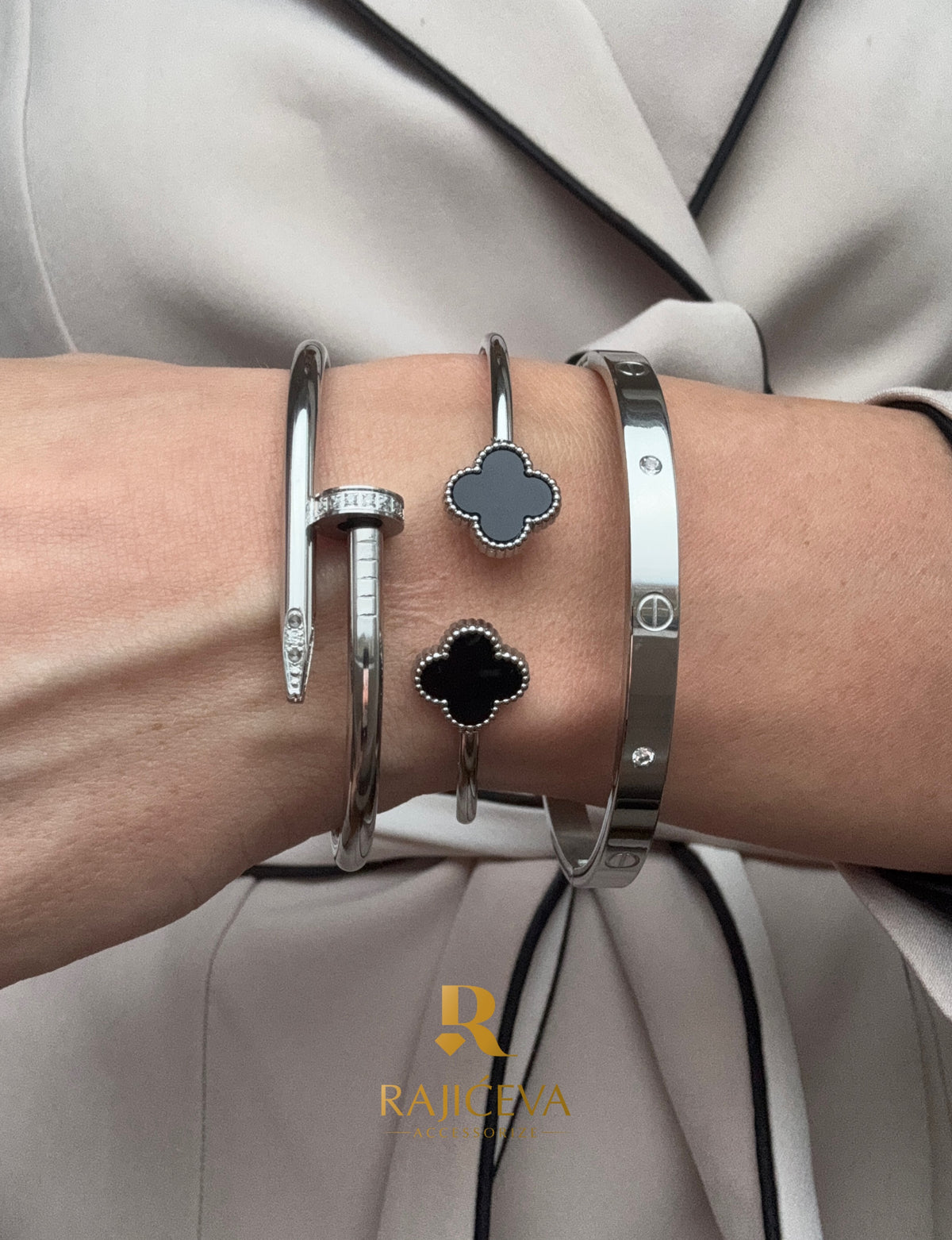 Ekser, crna Sefora i Love srebrna