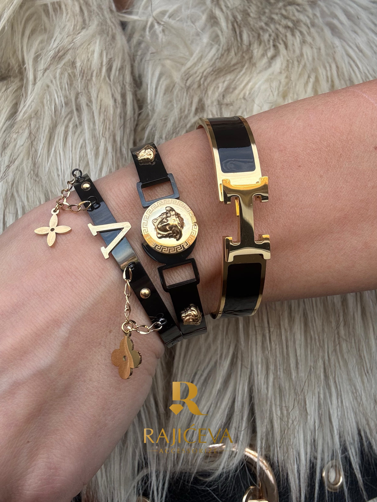 Venera, Versus i Hera crno-zlatne