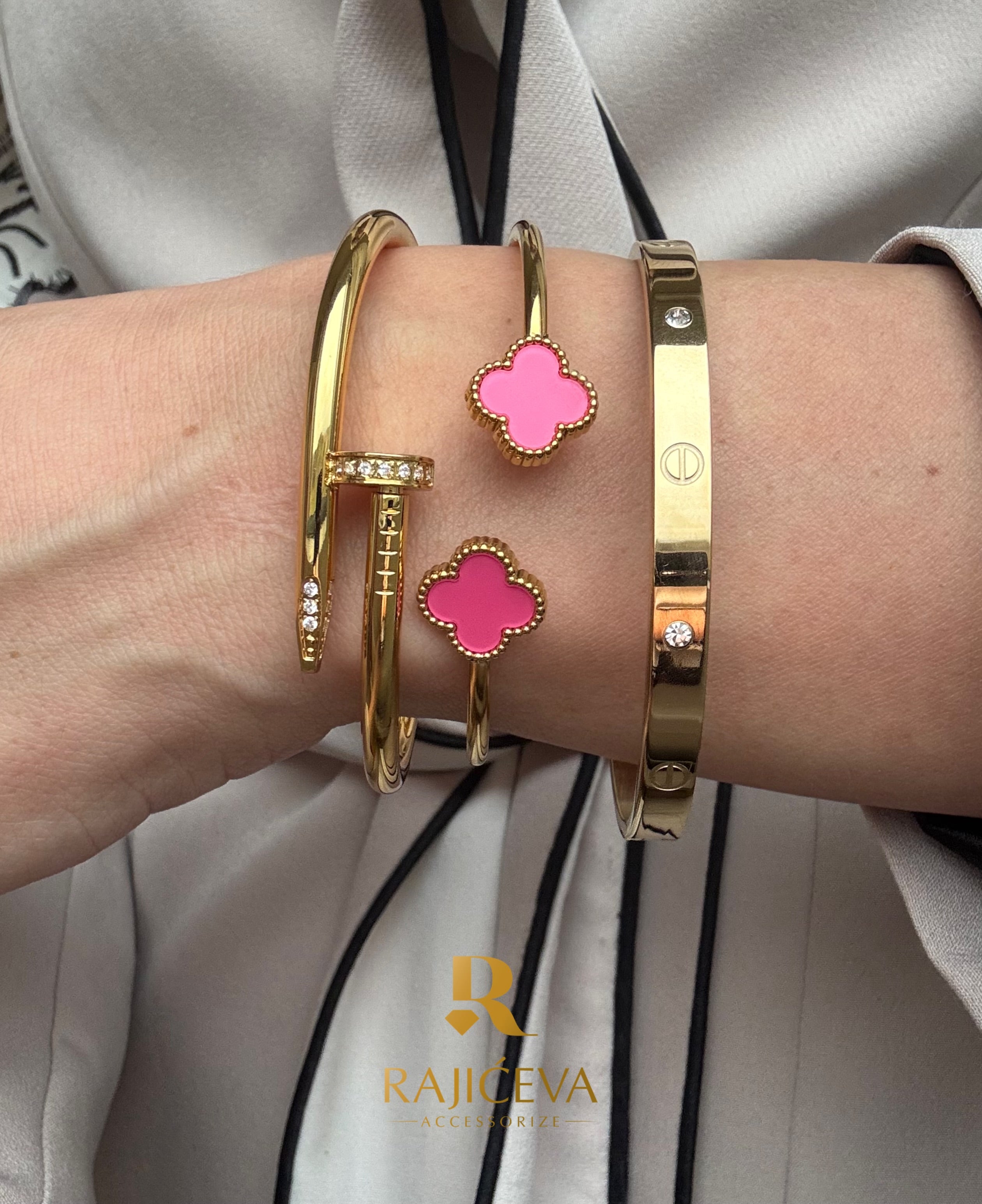 Ekser, Sefora Pink i Love