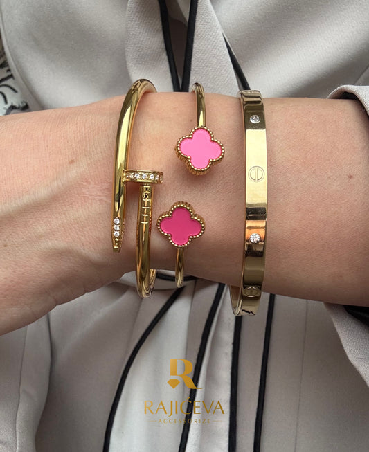 Ekser, Sefora Pink i Love