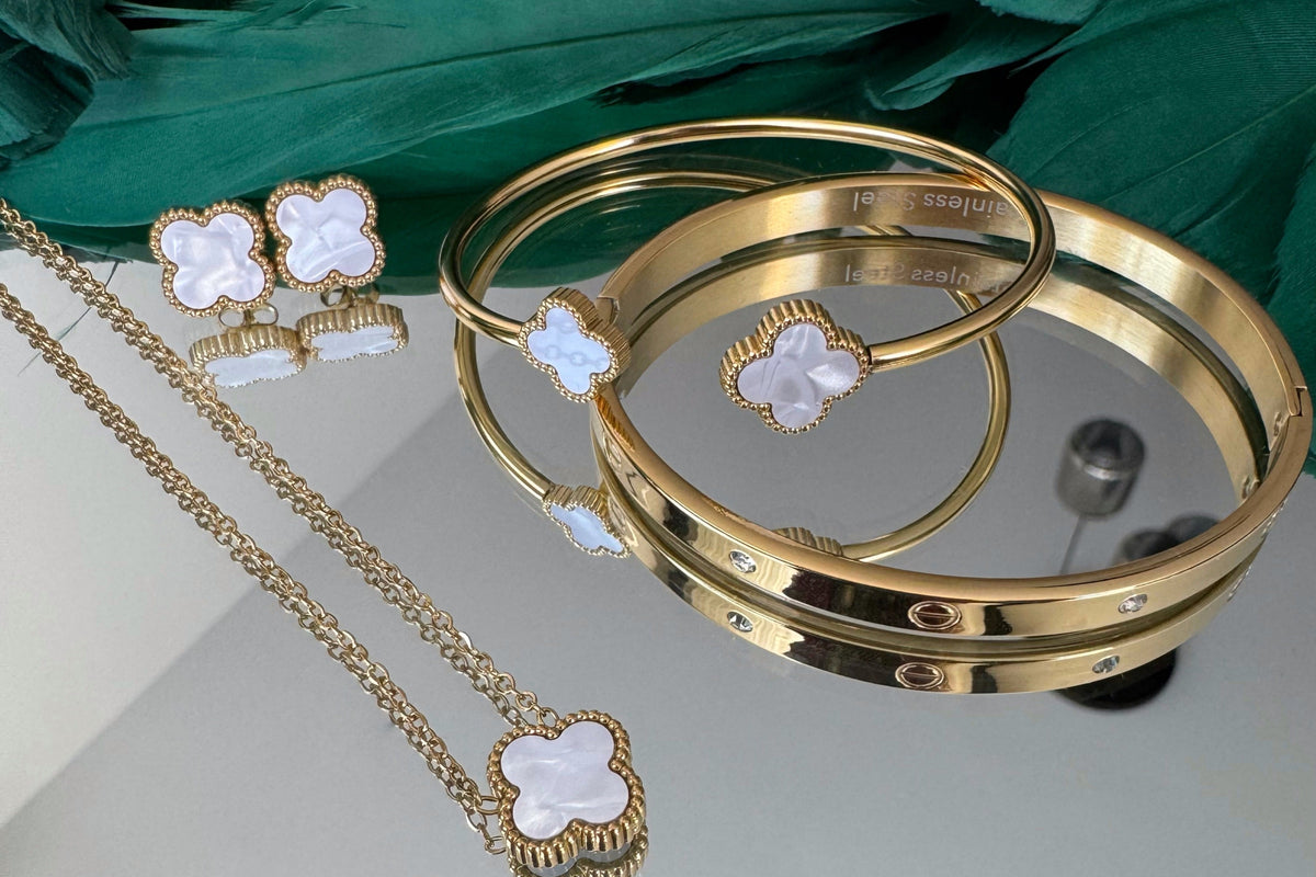 Sefora sedef-zlatna 3/1 Love narukvica