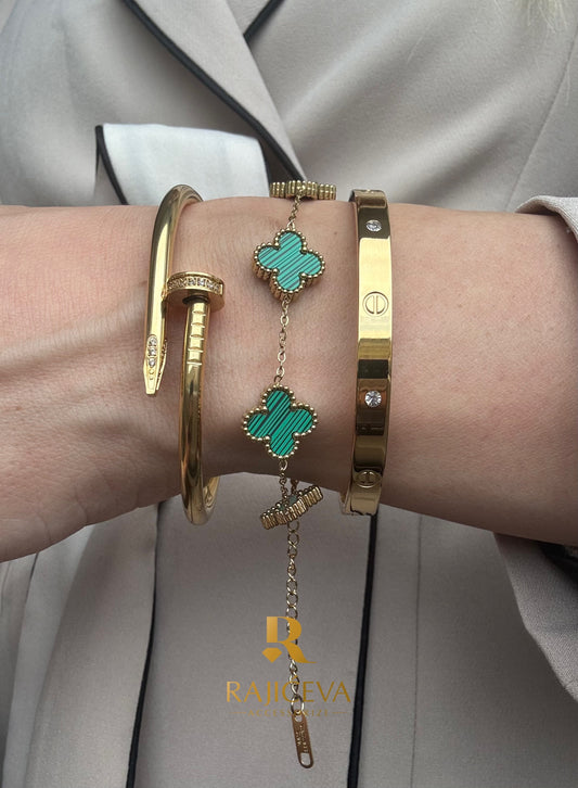 Love, Ekser i zeleno-zlatna Sefora sa 5 detelina