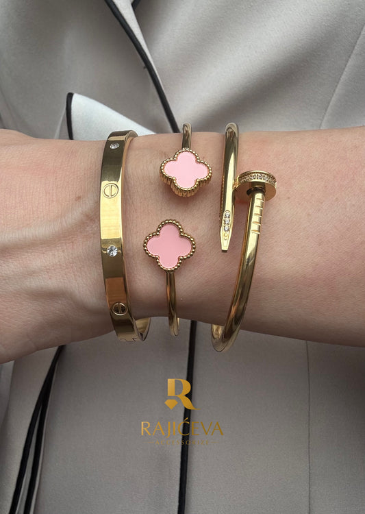 Love, Ekser i roze-zlatna Sefora